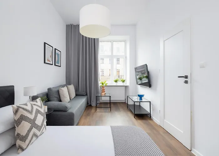 2-Bedroom - Dluga 65 Street