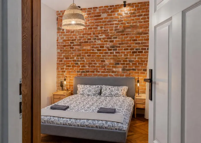 Charming s In Perfect Location