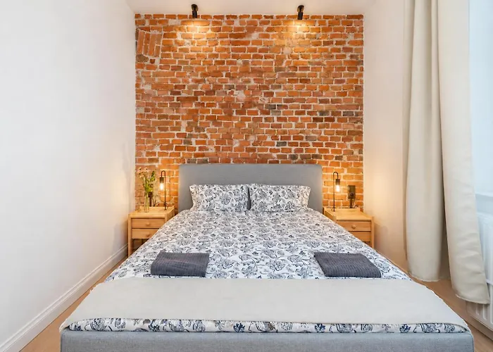 Charming s In Perfect Location